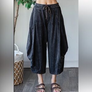Oli & Hali Black Relaxed Fit Pants